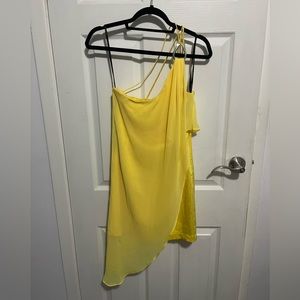 MARCIANO Yellow one shoulder dress